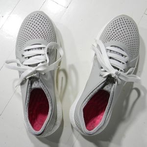 Grey Crocs - LiteRide size 8